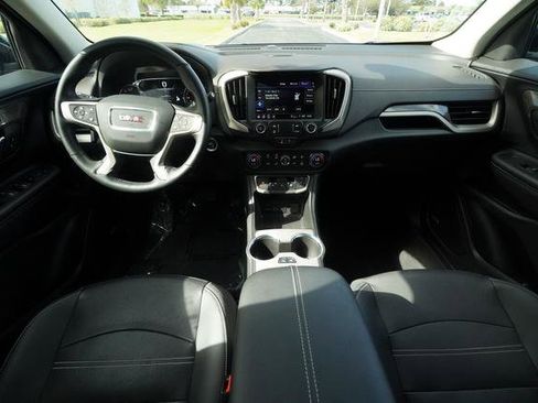 Used 2024 GMC Terrain Denali w/ Black Diamond Edition image 13