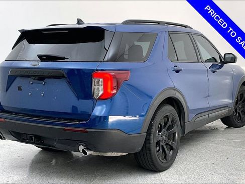 Used 2023 Ford Explorer ST-Line w/ Class IV Trailer Tow Package image 2