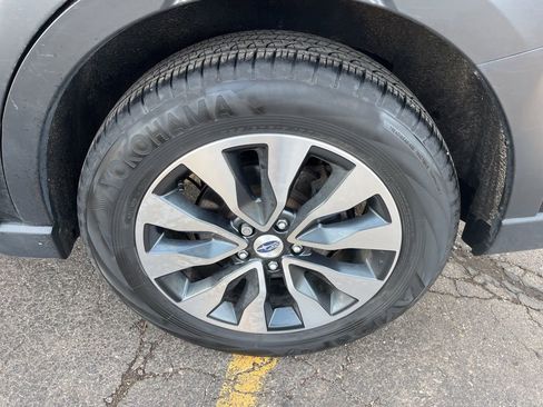 Certified 2023 Subaru Outback Touring XT image 10