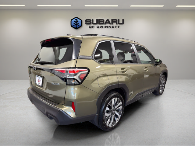 Used 2025 Subaru Forester Touring w/ Touring Package AWD/4WD image 5