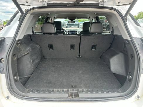 Used 2023 GMC Terrain SLT AWD/4WD image 27