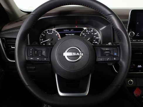 Certified 2023 Nissan Rogue SL image 10
