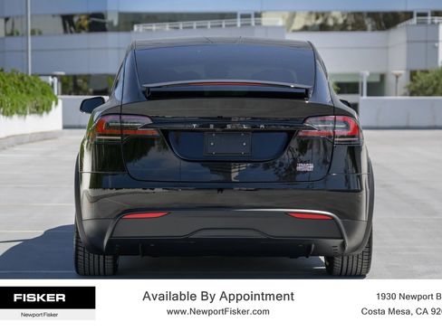 Used 2023 Tesla Model X Plaid image 7