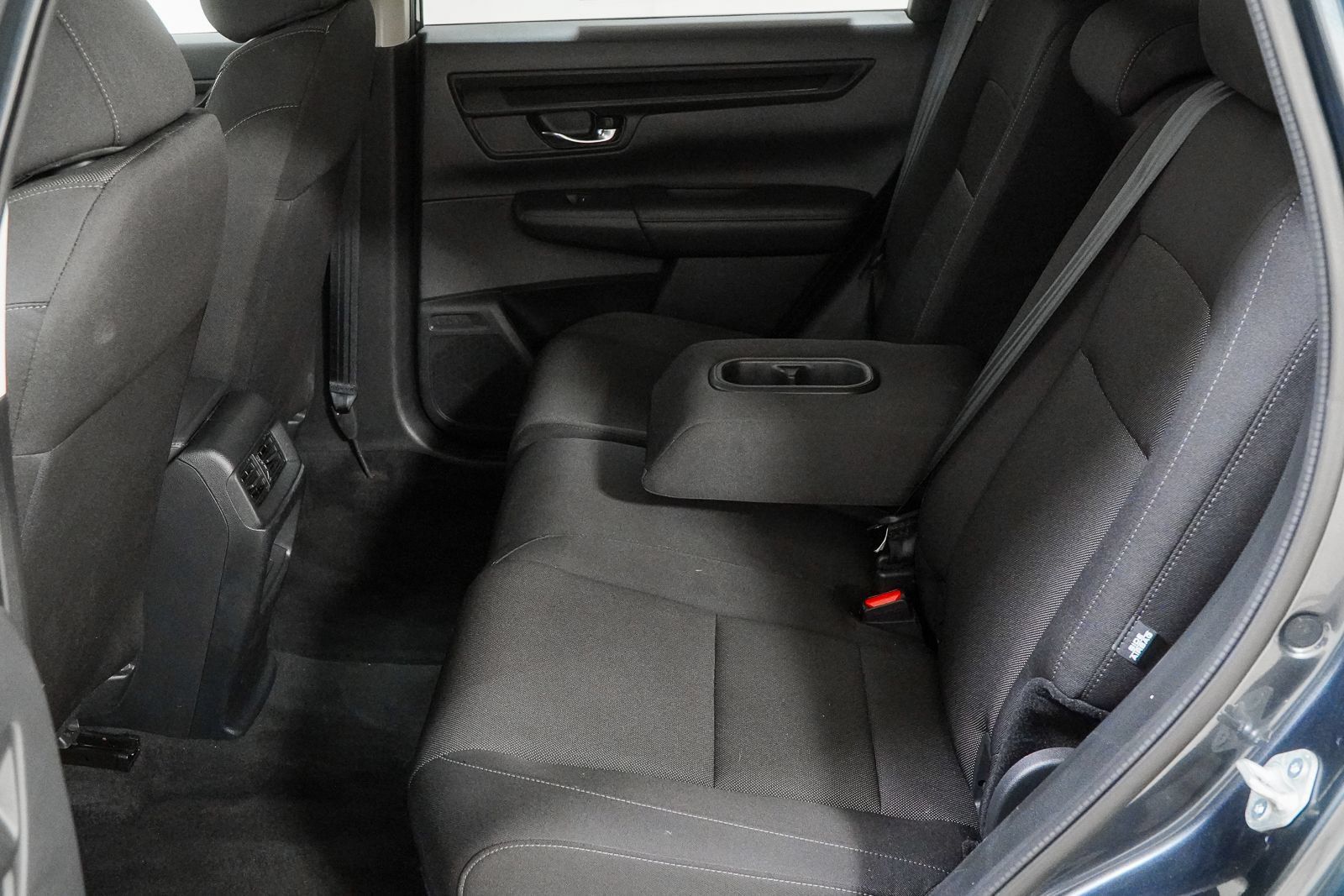 Used 2025 Honda CR-V LX image 36