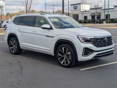 New 2026 Volkswagen Atlas SEL Premium R-Line image 2