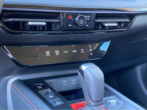 New 2026 Nissan Kicks SR w/ SR Premium Package FWD image 7