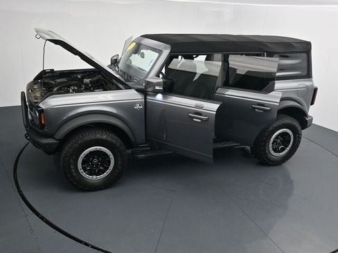 Certified 2023 Ford Bronco Outer Banks w/ Sasquatch Package AWD/4WD image 36