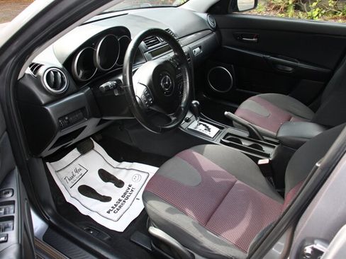 Used 2004 MAZDA MAZDA3 s FWD image 5