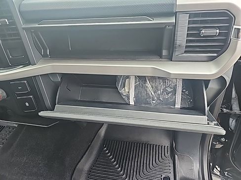 Used 2022 Ford F150 XLT image 12