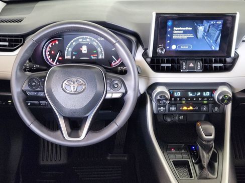 Used 2023 Toyota RAV4 XLE Premium FWD image 35