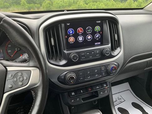 Used 2016 GMC Canyon SLT w/ Driver Alert Package image 11