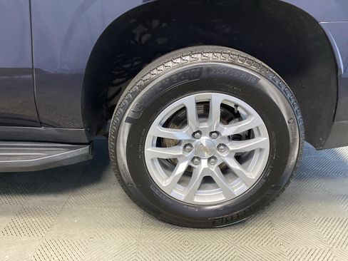 Used 2023 Chevrolet Suburban LS w/ Driver Alert Package image 35