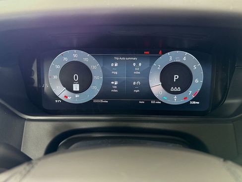 New 2026 Land Rover Range Rover Velar Dynamic SE AWD/4WD image 33