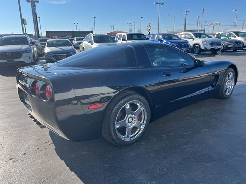Used 1998 Chevrolet Corvette Coupe w/ Memory Pkg image 7
