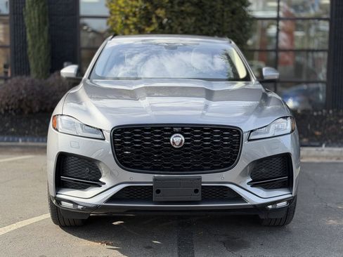 Used 2021 Jaguar F-PACE S image 3