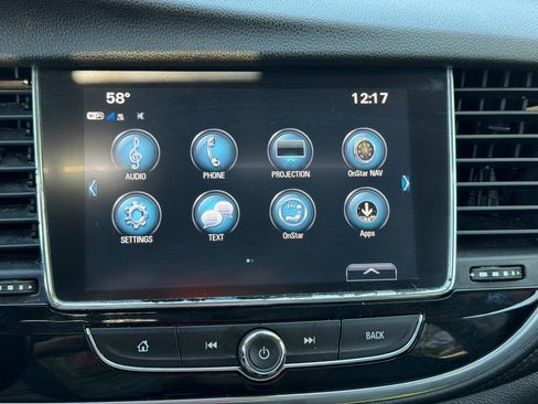 Used 2019 Buick Encore Essence AWD/4WD image 24