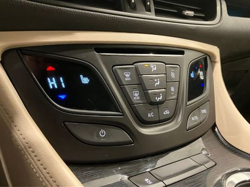 Used 2016 Buick Envision Premium image 41