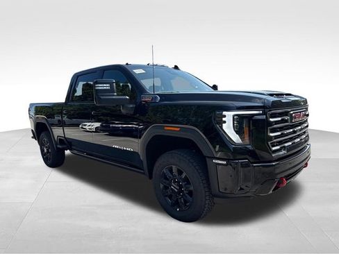 New 2026 GMC Sierra 2500 AT4 w/ AT4 Premium Plus Package AWD/4WD image 7