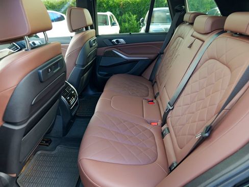 Used 2023 BMW X5 M50i w/ Executive Package AWD/4WD image 28