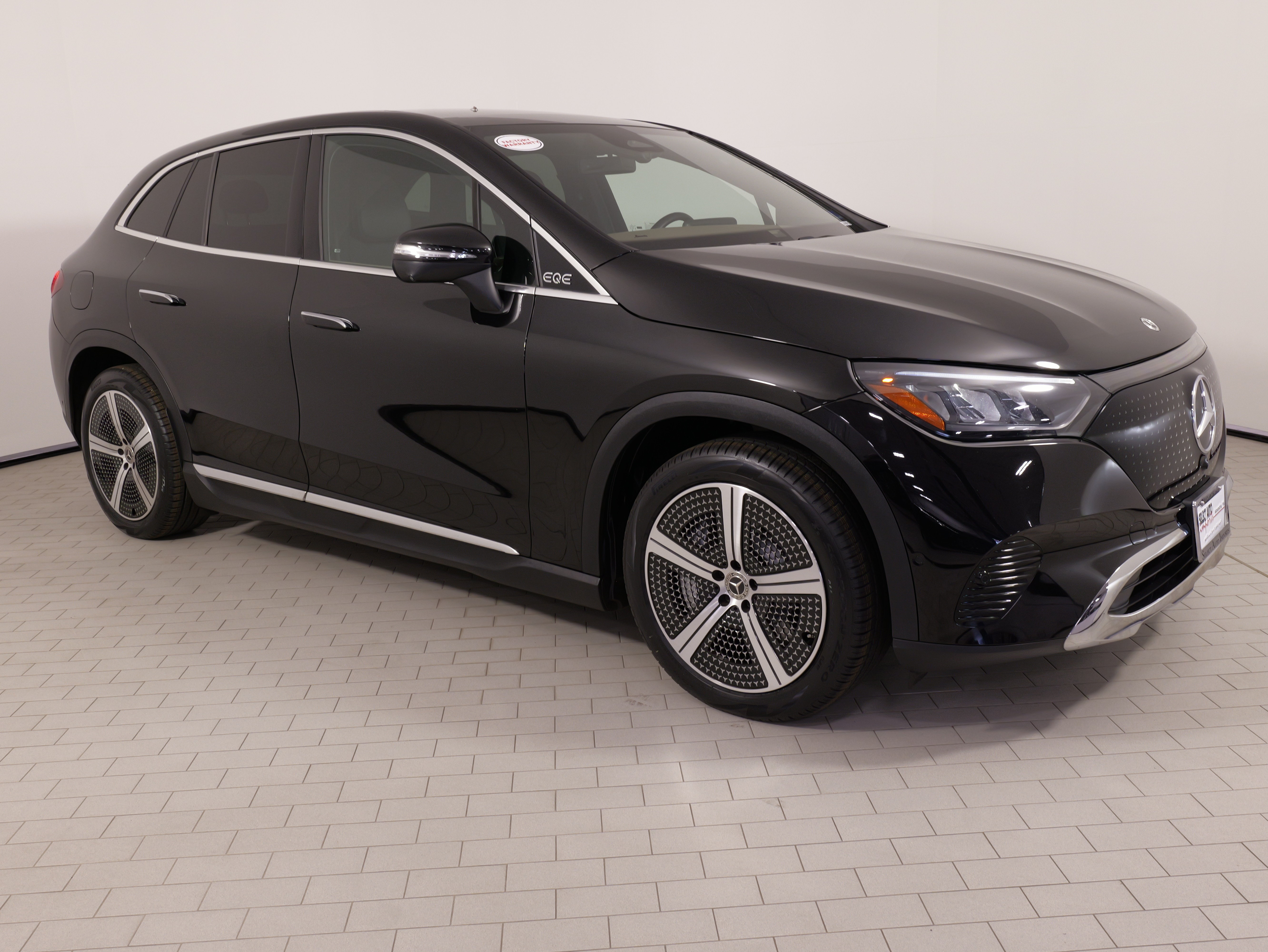 Used 2023 Mercedes-Benz EQE 350+ 4MATIC SUV image 7