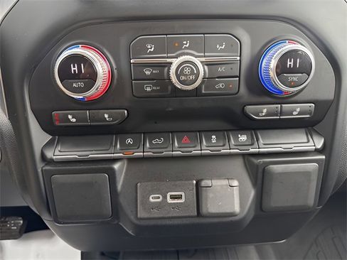 Used 2020 GMC Sierra 1500 Elevation w/ Elevation Value Package image 21