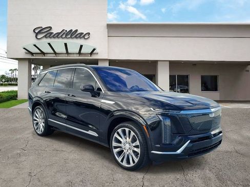 Used 2026 Cadillac Vistiq Premium Luxury image 7