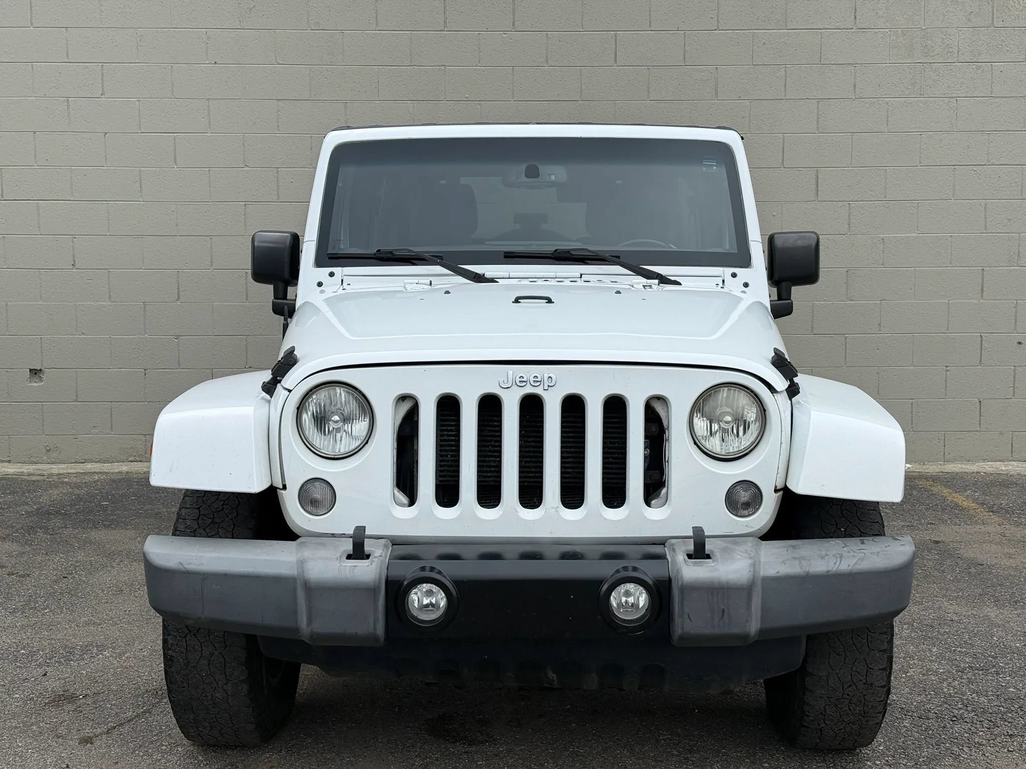 Used 2015 Jeep Wrangler Unlimited Sahara AWD/4WD image 14