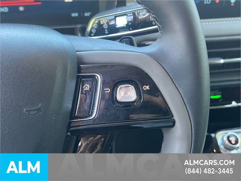 Used 2025 Lincoln Corsair AWD w/ Equipment Group 101A image 30