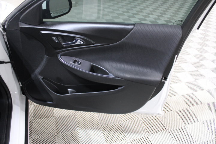 Used 2020 Chevrolet Malibu LT FWD image 21