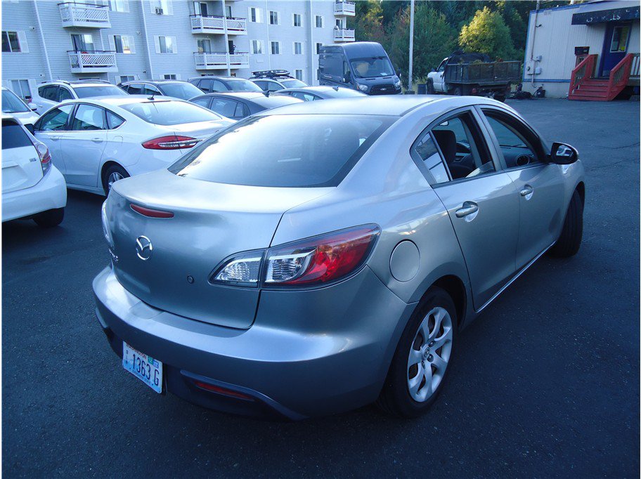 Used 2011 MAZDA MAZDA3 i Sport FWD image 6