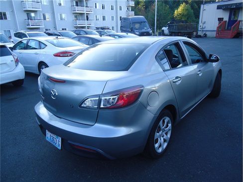 Used 2011 MAZDA MAZDA3 i Sport FWD image 6