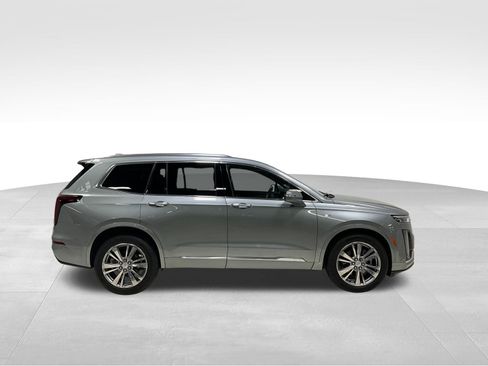 Used 2025 Cadillac XT6 Premium Luxury w/ Platinum Package AWD/4WD image 3