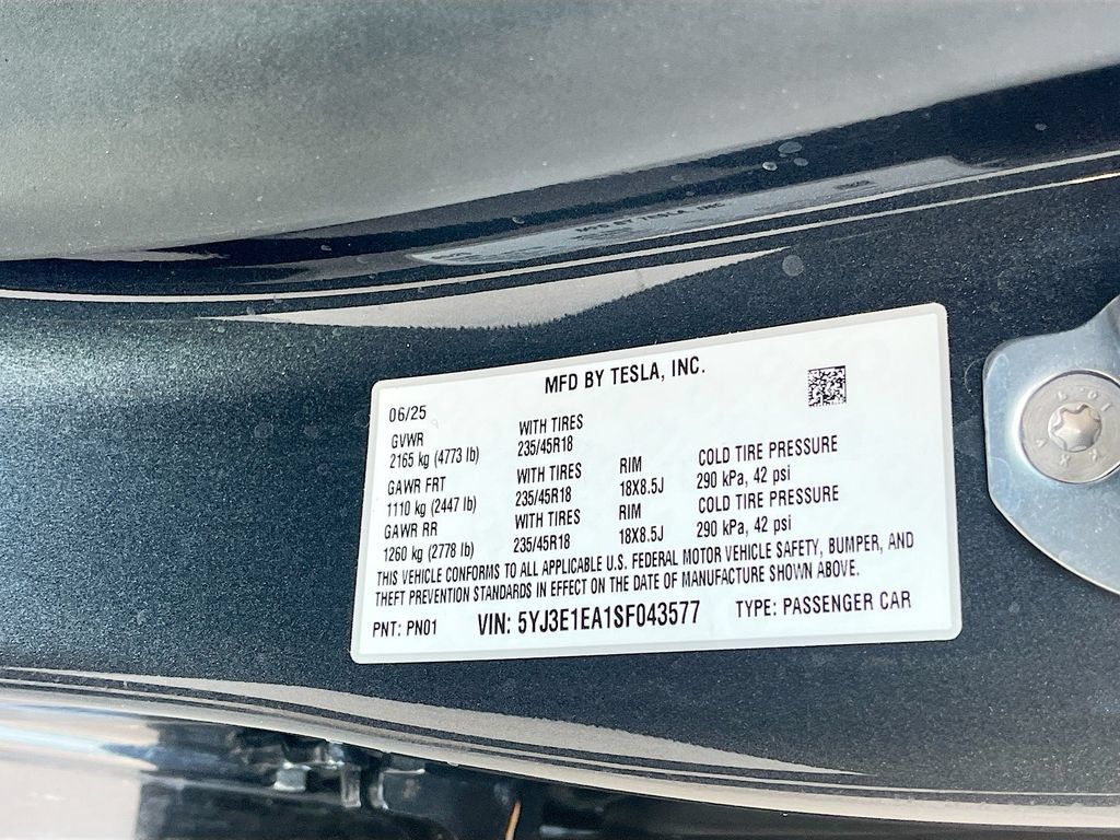 Used 2025 Tesla Model 3 Long Range RWD image 32