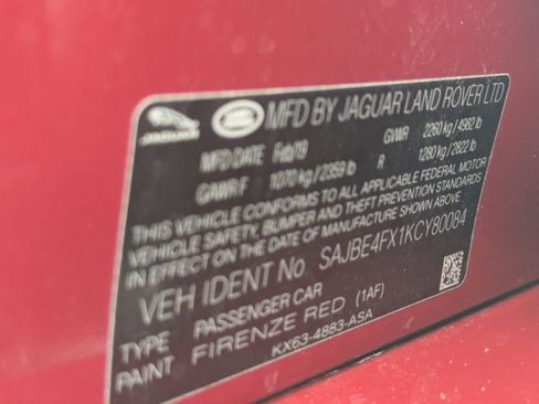 Used 2019 Jaguar XF Prestige image 24