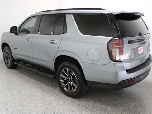 Used 2023 Chevrolet Tahoe Z71 w/ Luxury Package AWD/4WD image 9