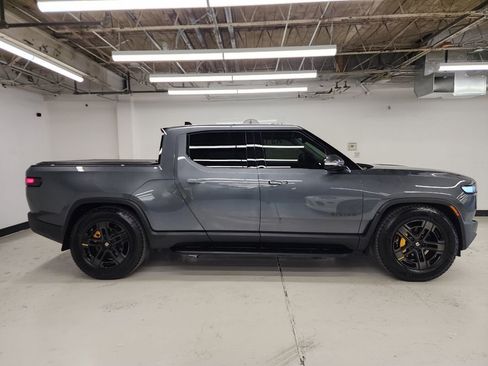 Used 2023 Rivian R1T Adventure image 7