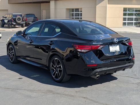 Used 2024 Nissan Sentra SR FWD image 8