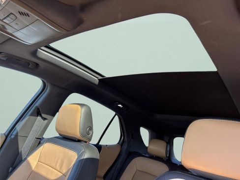 Used 2020 Chevrolet Equinox Premier image 21