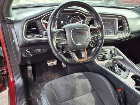 Used 2022 Dodge Challenger R/T Scat Pack image 9