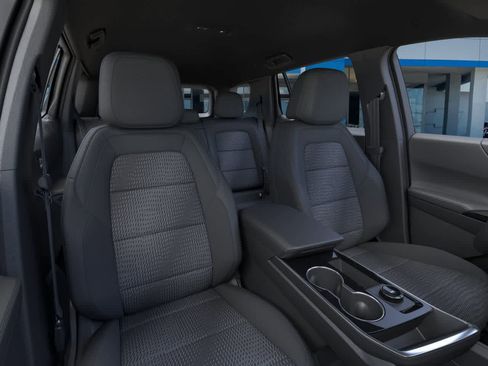 New 2026 Chevrolet Equinox LT w/ Safety and Technology Package image 16