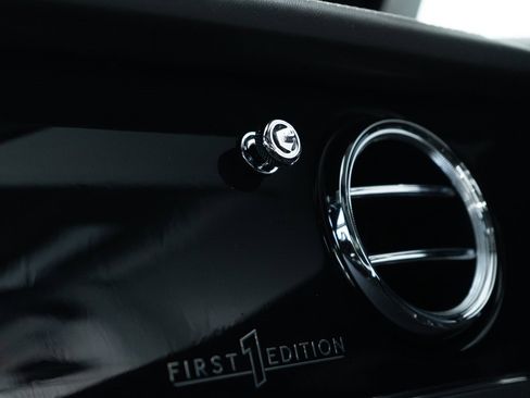 Certified 2021 Bentley Bentayga image 43