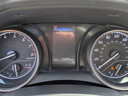 Used 2022 Toyota Camry SE image 26
