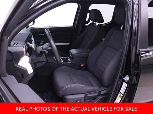Certified 2024 Toyota Tacoma TRD Off-Road AWD/4WD image 4