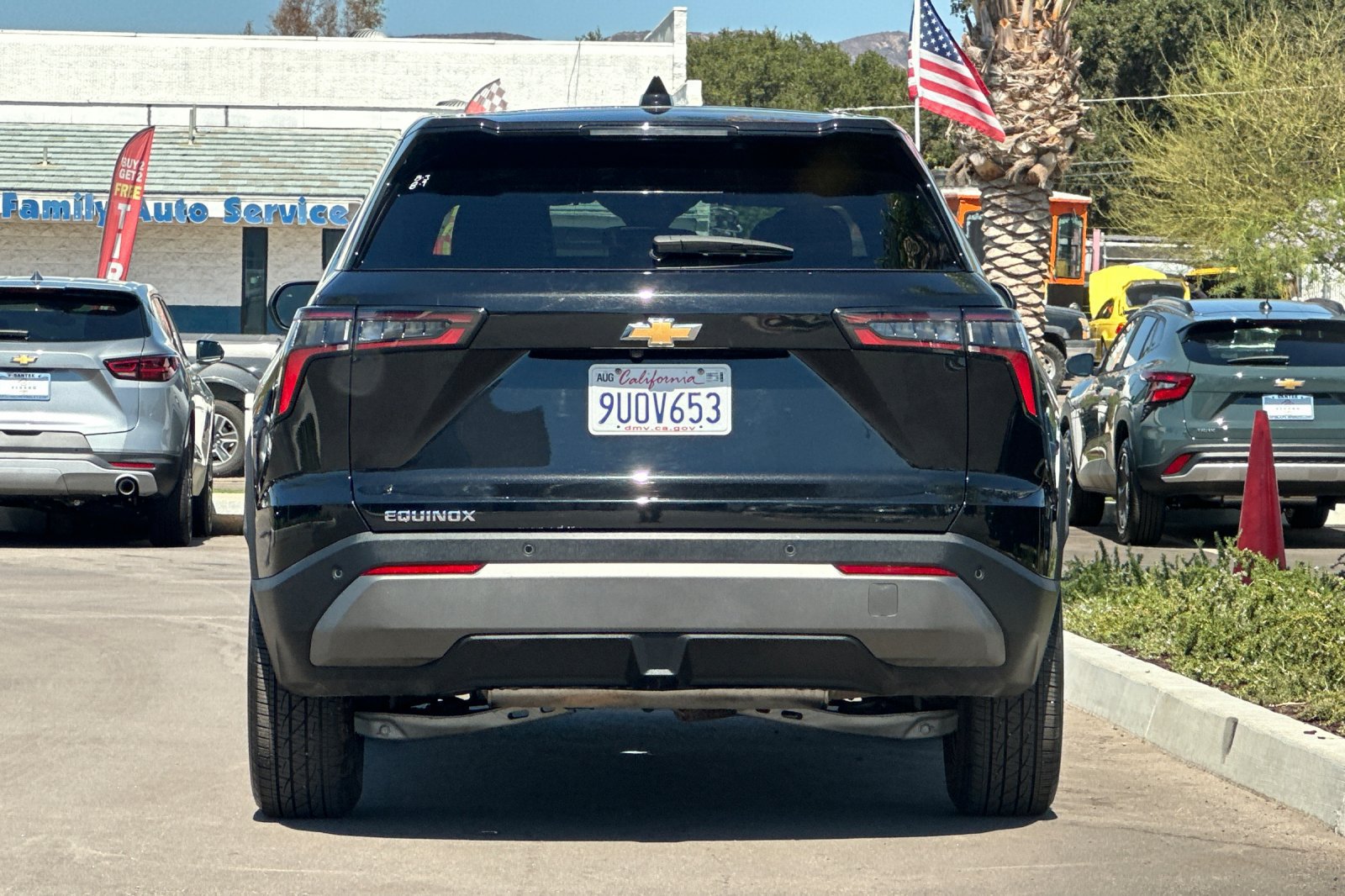 Used 2026 Chevrolet Equinox LT w/ Convenience Package II FWD image 5