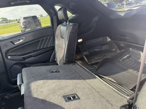 Used 2020 Ford Edge ST w/ Equipment Group 401A AWD/4WD image 32