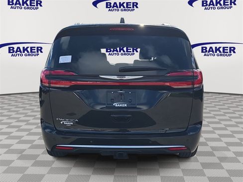 New 2026 Chrysler Pacifica Pinnacle w/ Trailer Tow Group image 4