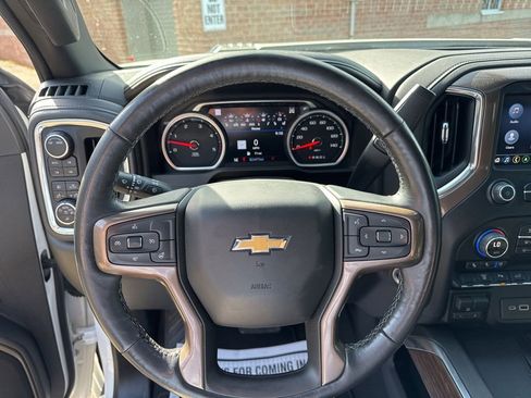 Used 2022 Chevrolet Silverado 2500 High Country w/ Z71 Off-Road Package AWD/4WD image 25