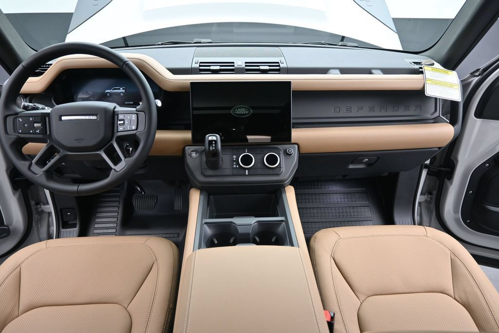 Used 2026 Land Rover Defender 110 X-Dynamic SE AWD/4WD image 22