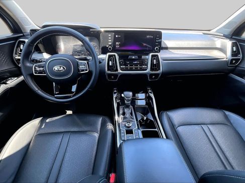 Used 2021 Kia Sorento SX AWD/4WD image 16
