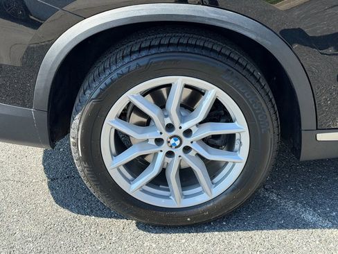 Used 2022 BMW X5 xDrive40i AWD/4WD image 14